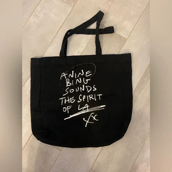 Anine Bing Therapy Sounds the Spirit of LA Tote Black & White - Picture 2 of 4